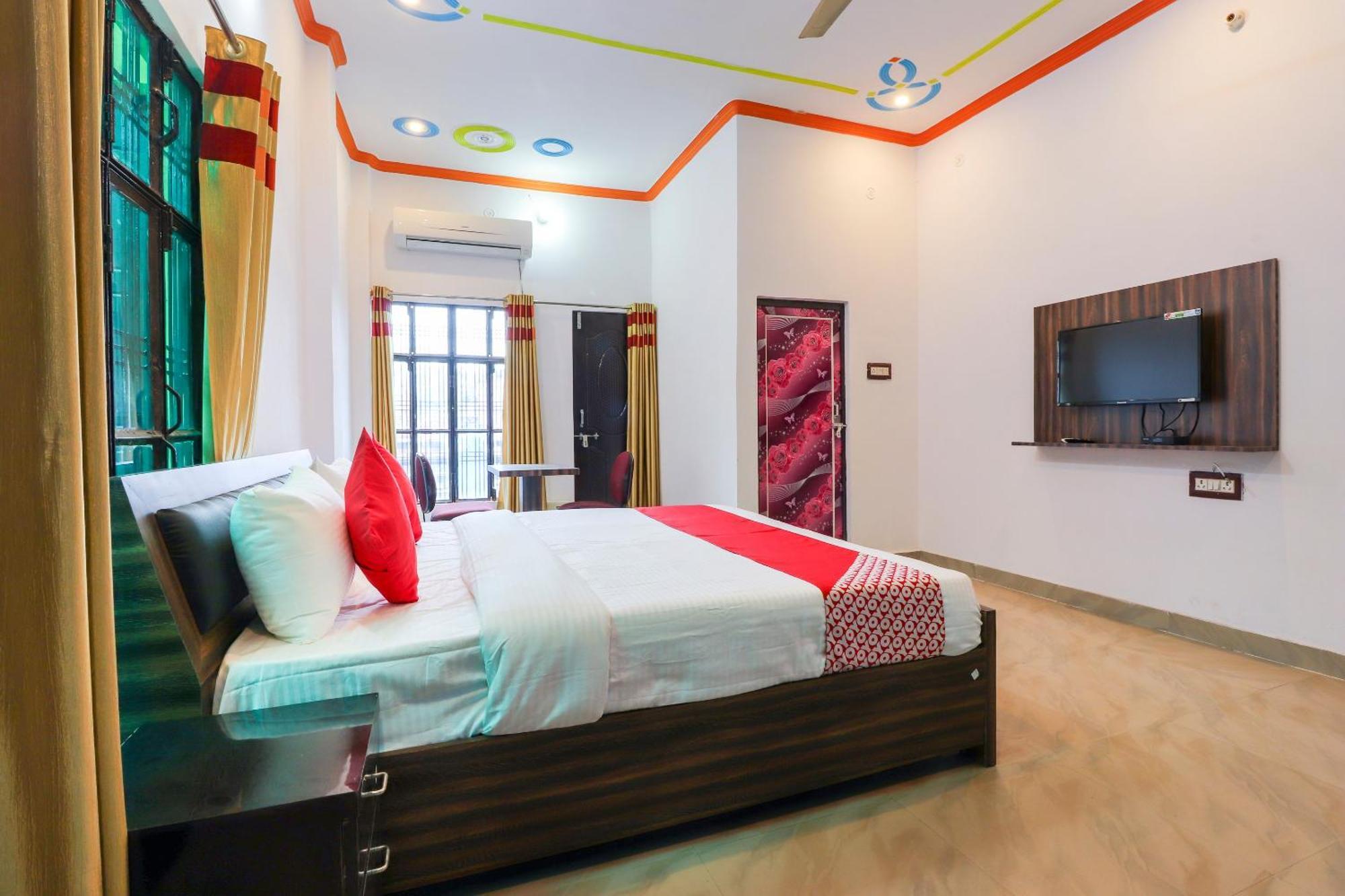 OYO 60739 Vedanta Rass Residency Hotell Lucknow Exteriör bild
